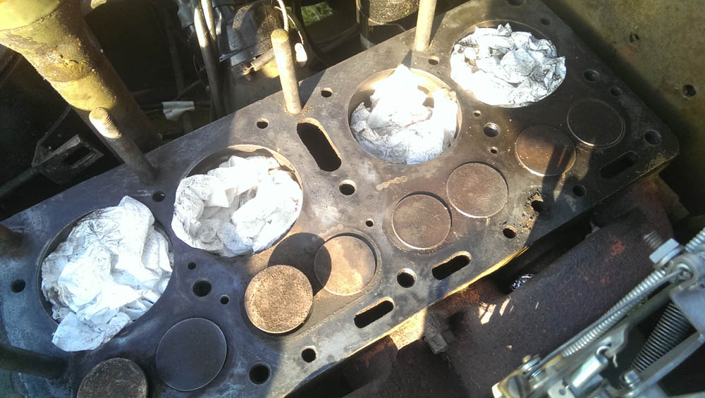 OIL PICK UP FLOAT AND FLICKERING OIL PRESSURE GAUGE G503 Military